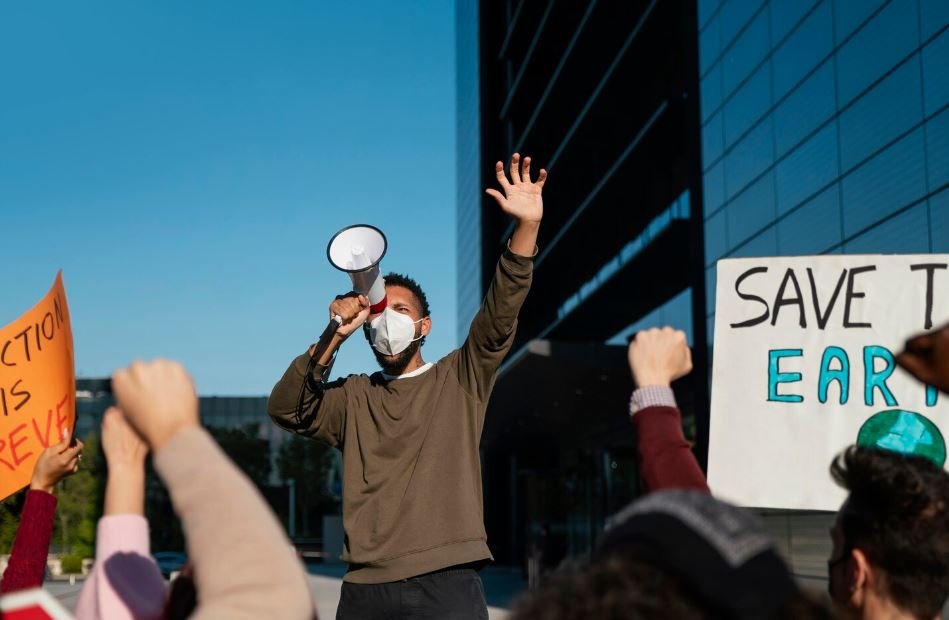 Democrats criticize in wake of deadly California